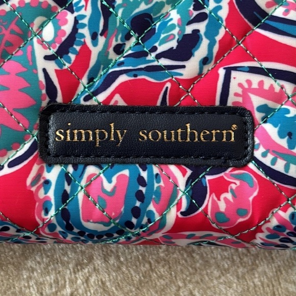 NWT Simply Southern Pink Paisley Quilted Clutch Zip Around Wristlet Phone Wallet - Picture 7 of 15